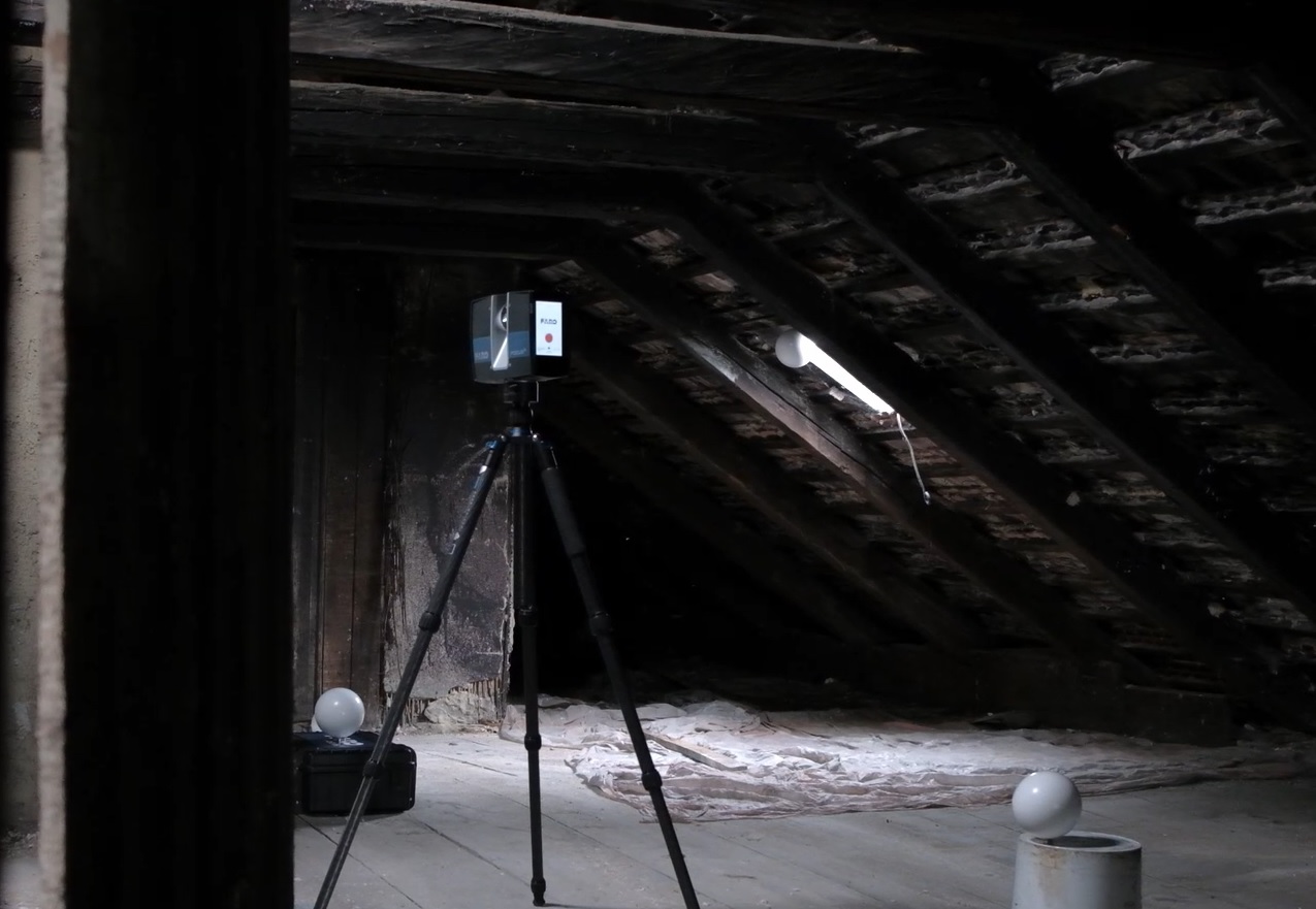 skanowanie 3d opuszczonej kamienicy